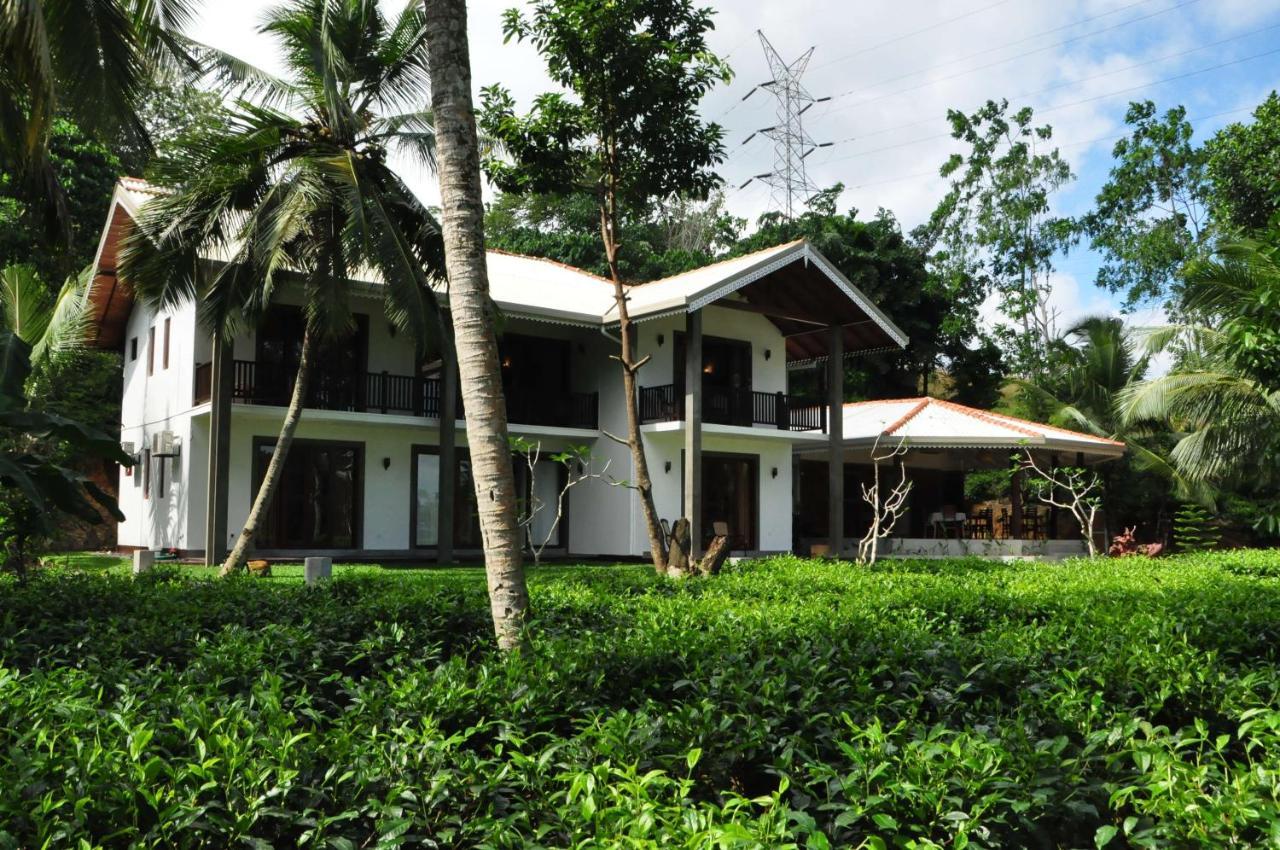 Villa Peacock Walahanduwa Exterior photo